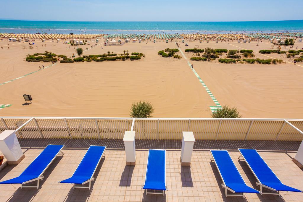 Hotel Levante Caorle Esterno foto