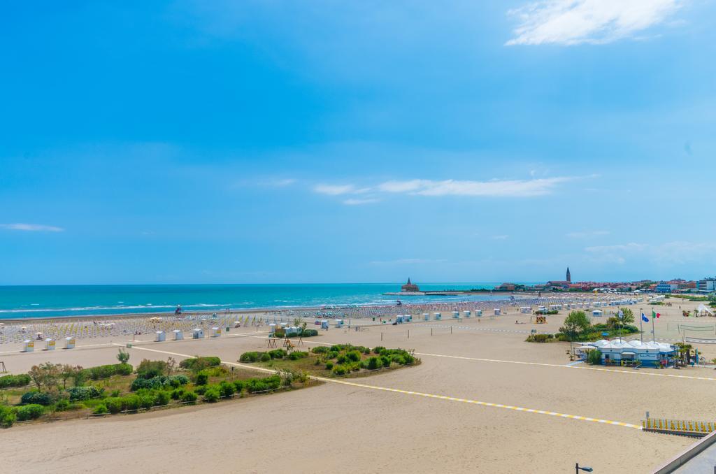 Hotel Levante Caorle Esterno foto