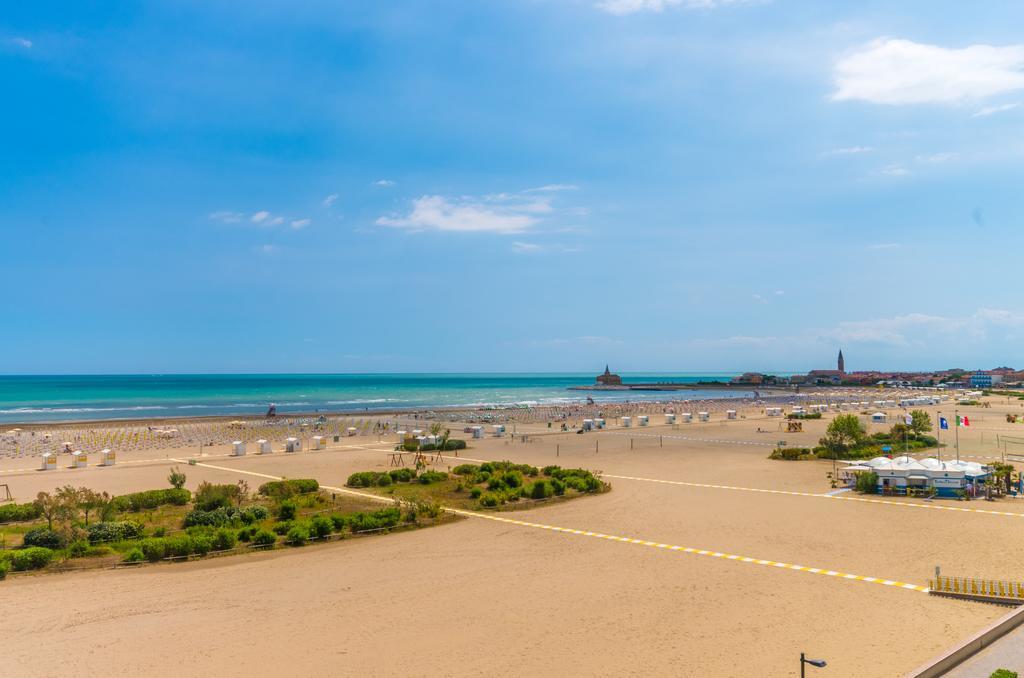 Hotel Levante Caorle Esterno foto