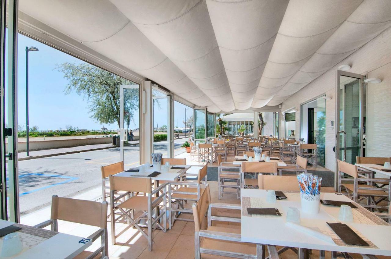 Hotel Levante Caorle Esterno foto